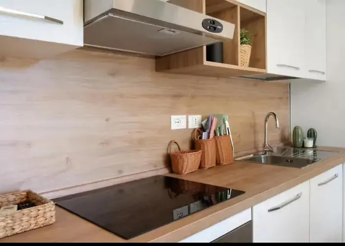 Angel Apartment *